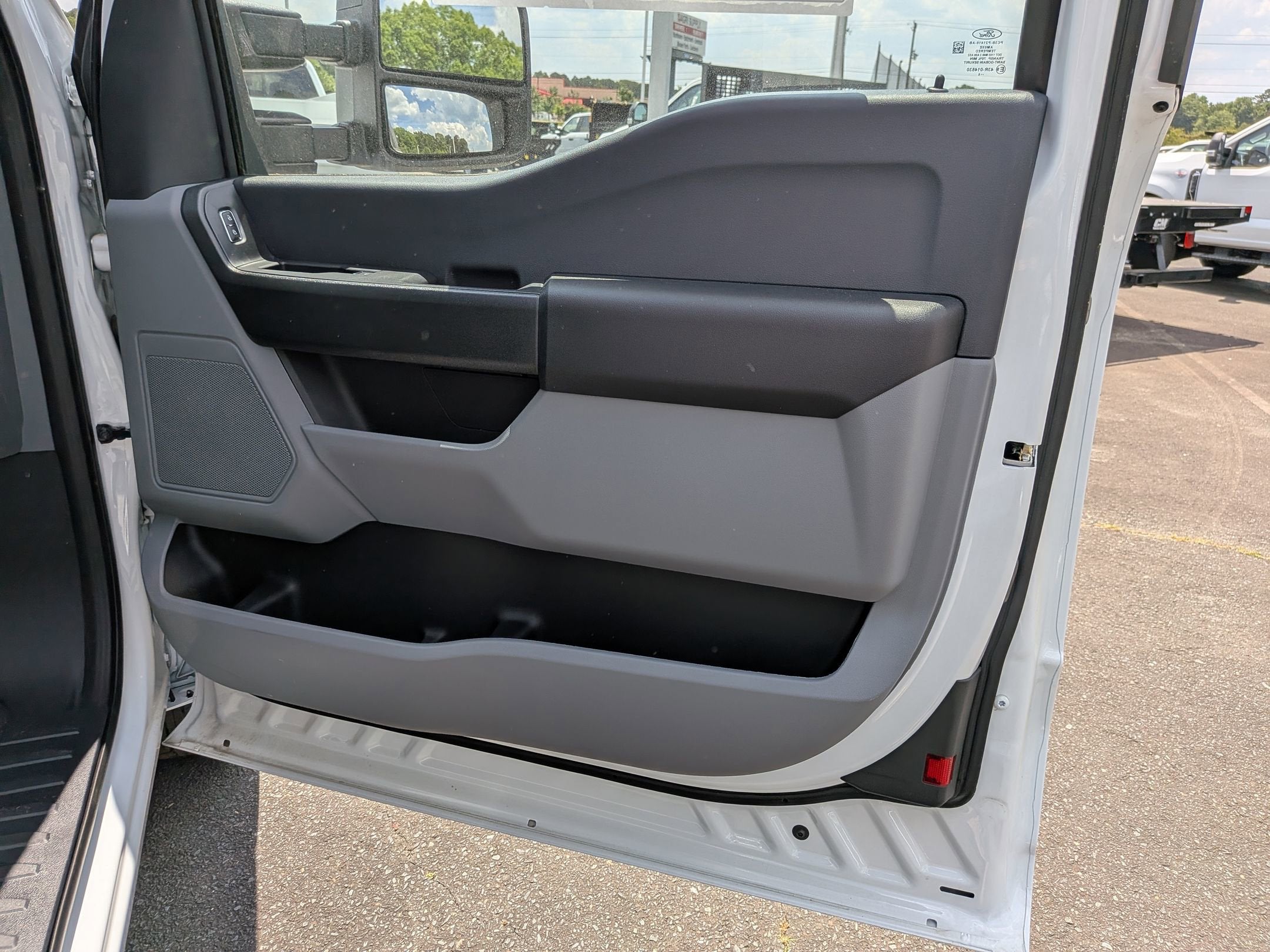 2025 Ford Super Duty F-350 SRW XL