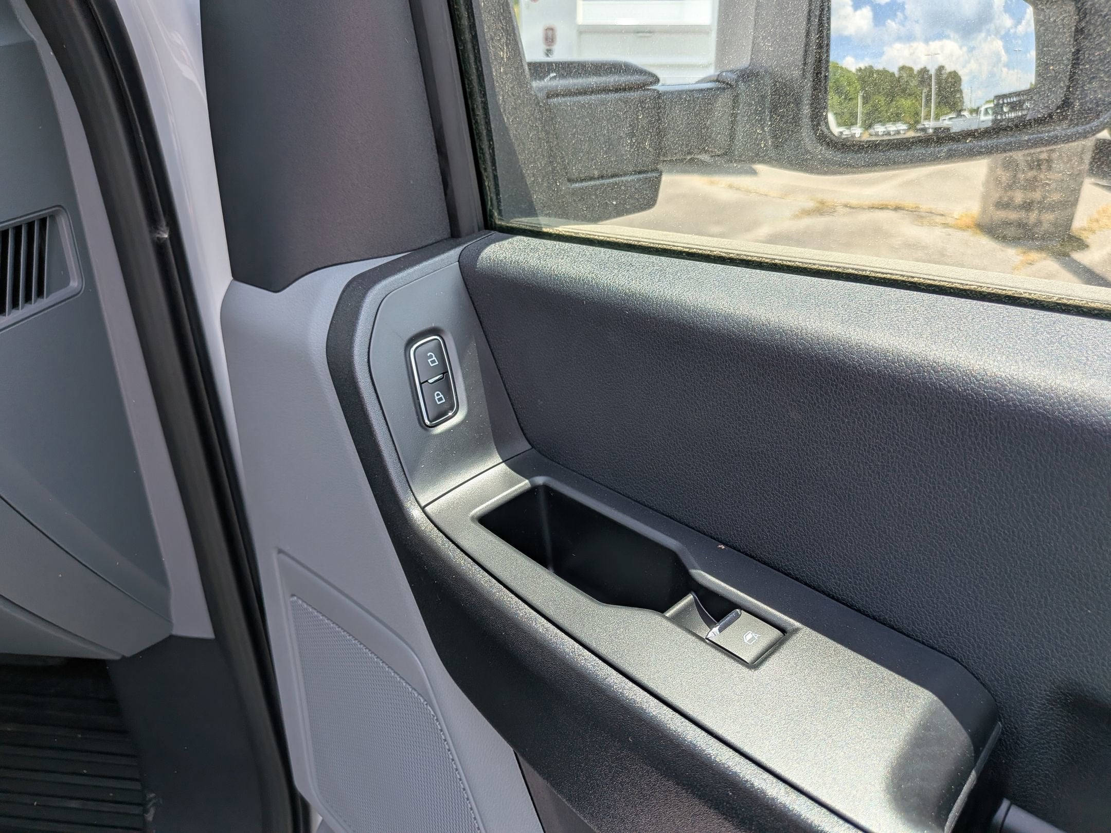 2025 Ford Super Duty F-350 SRW XL