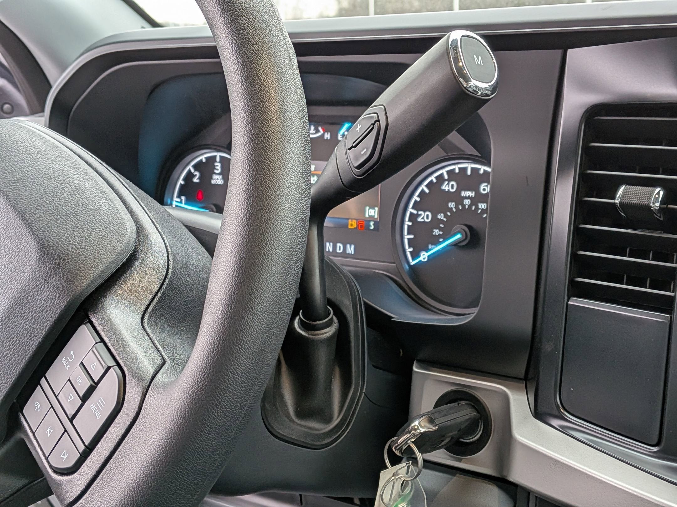 2025 Ford Super Duty F-350 SRW Reading Body XL