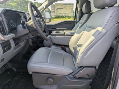 2025 Ford Super Duty F-450 DRW XL