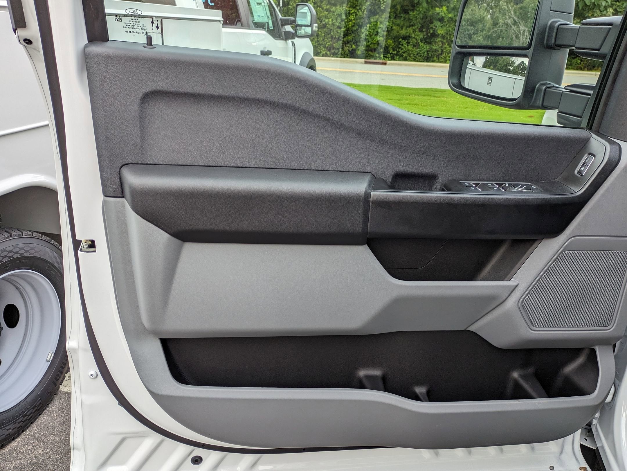 2025 Ford Super Duty F-450 DRW XL