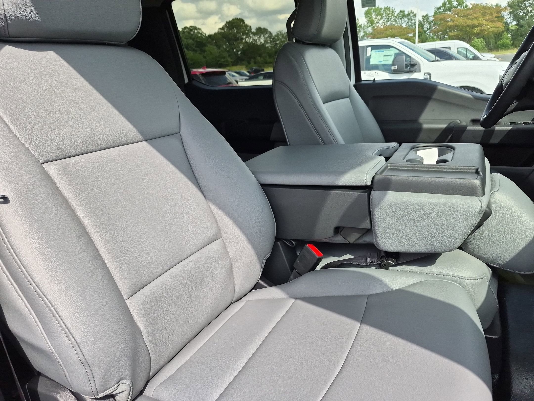 2026 Ford Super Duty F-450 DRW Base