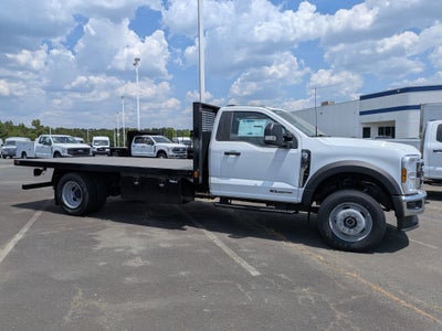 2025 Ford Super Duty F-600 DRW XL