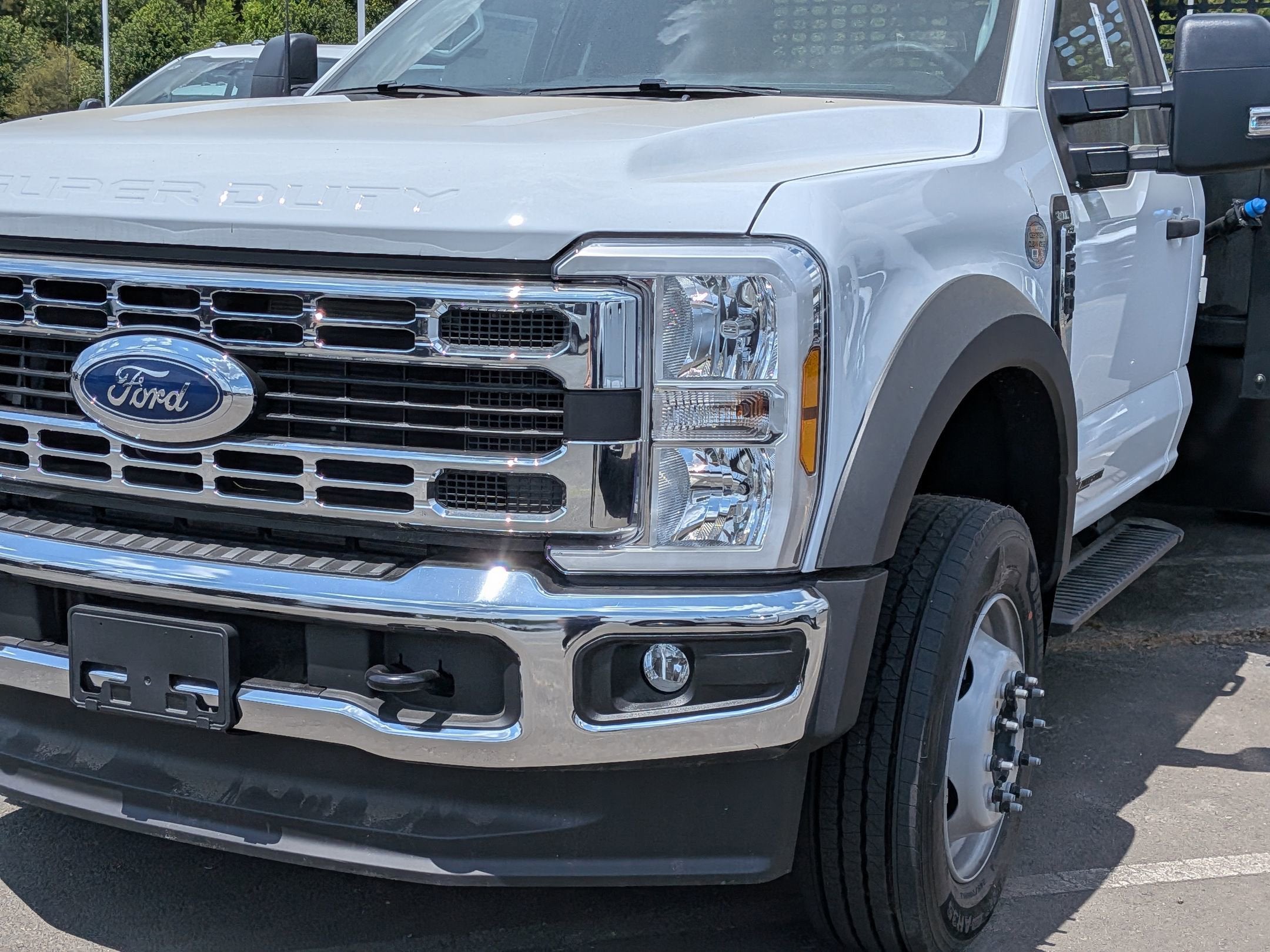 2025 Ford Super Duty F-600 DRW XL