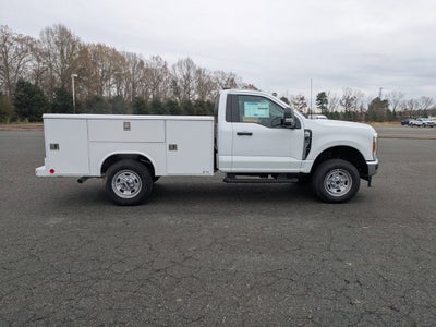 2025 Ford Super Duty F-350 SRW XL