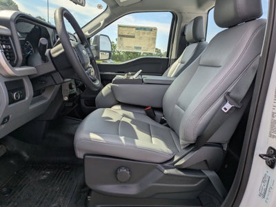 2025 Ford Super Duty F-350 SRW XL