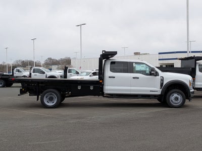 2025 Ford Super Duty F-550 DRW XL
