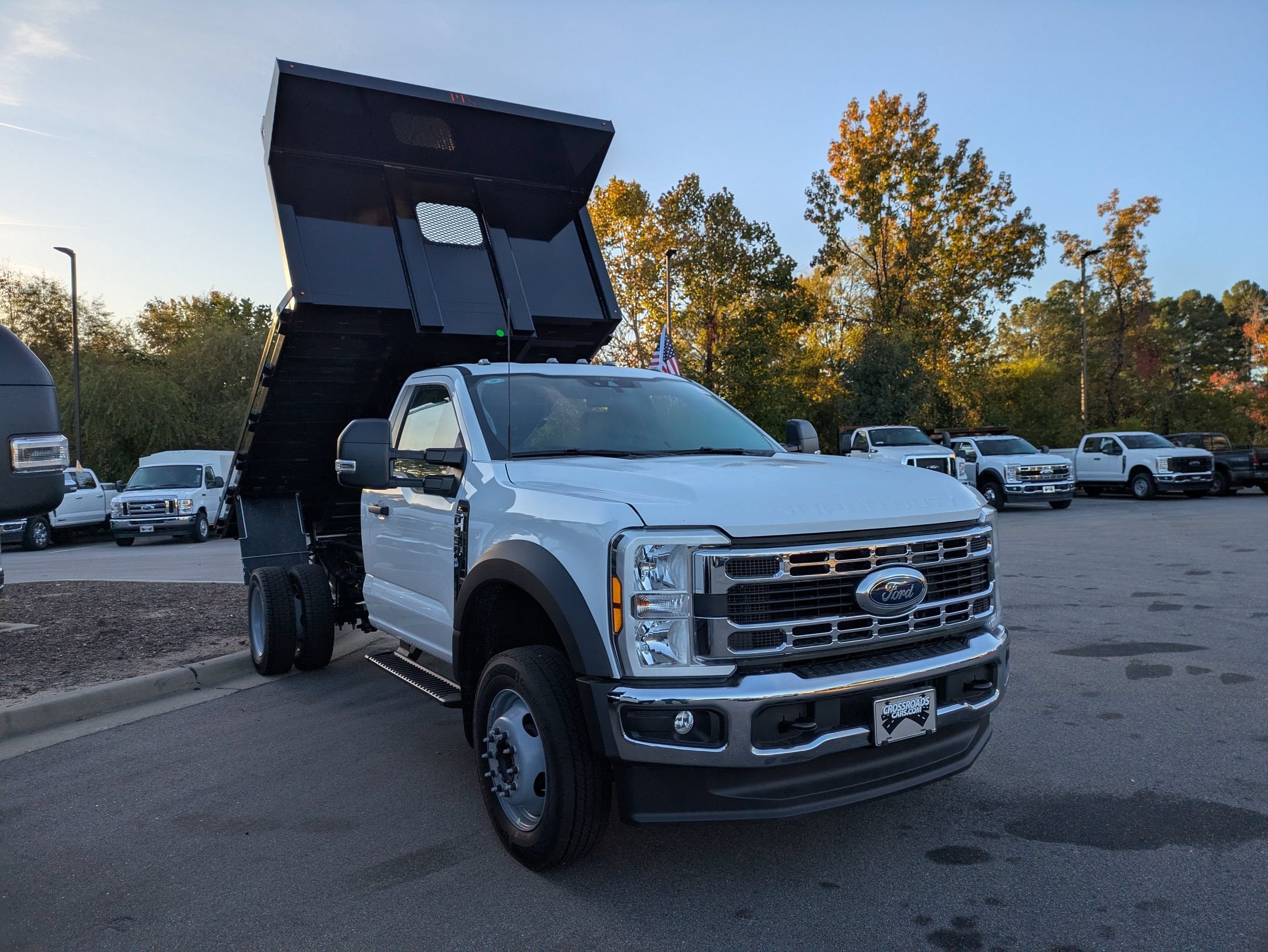 2026 Ford Super Duty F-450 DRW XL PJs 12ft Flatbed Dump