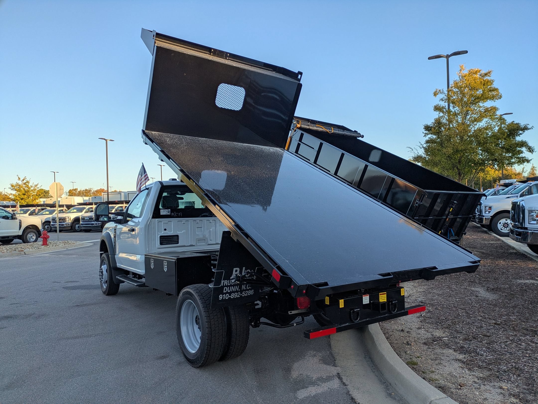 2026 Ford Super Duty F-450 DRW XL PJs 12ft Flatbed Dump