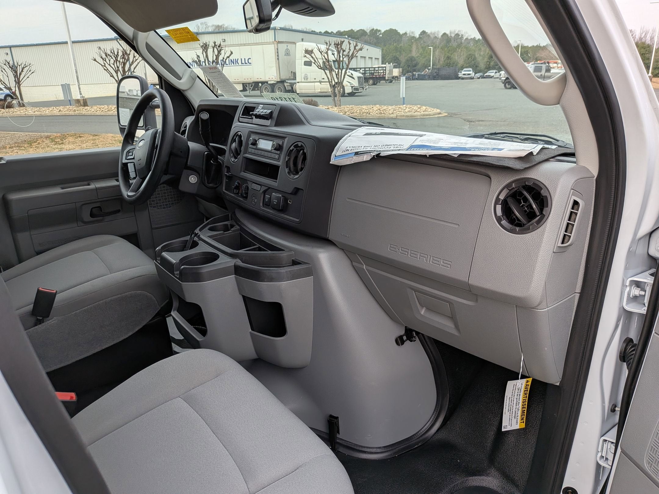 2026 Ford E-Series Cutaway Base