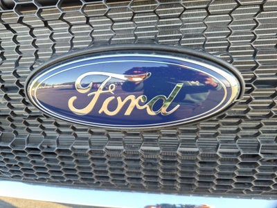 2027 Ford F-750SD Base