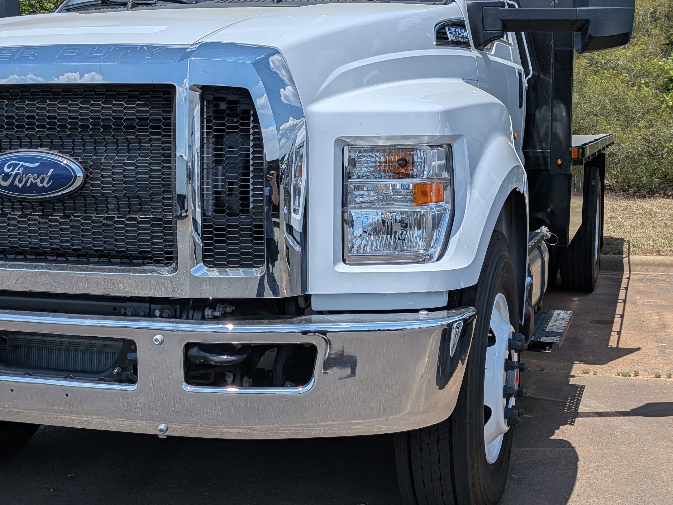 2027 Ford F-750SD Base