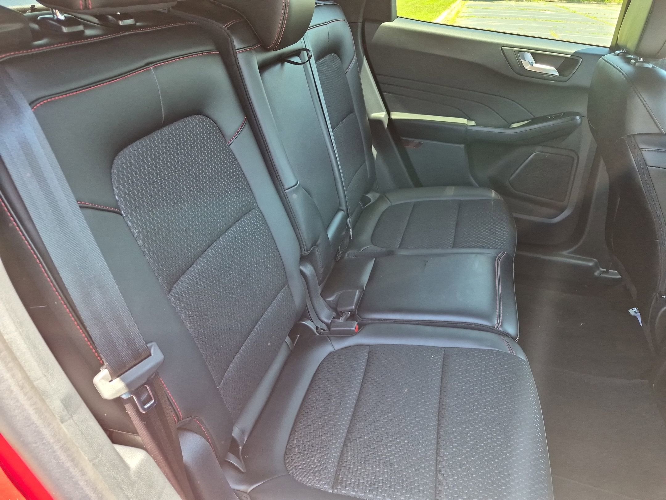 2025 Ford Escape ST-Line - Crossroads Courtesy Demo