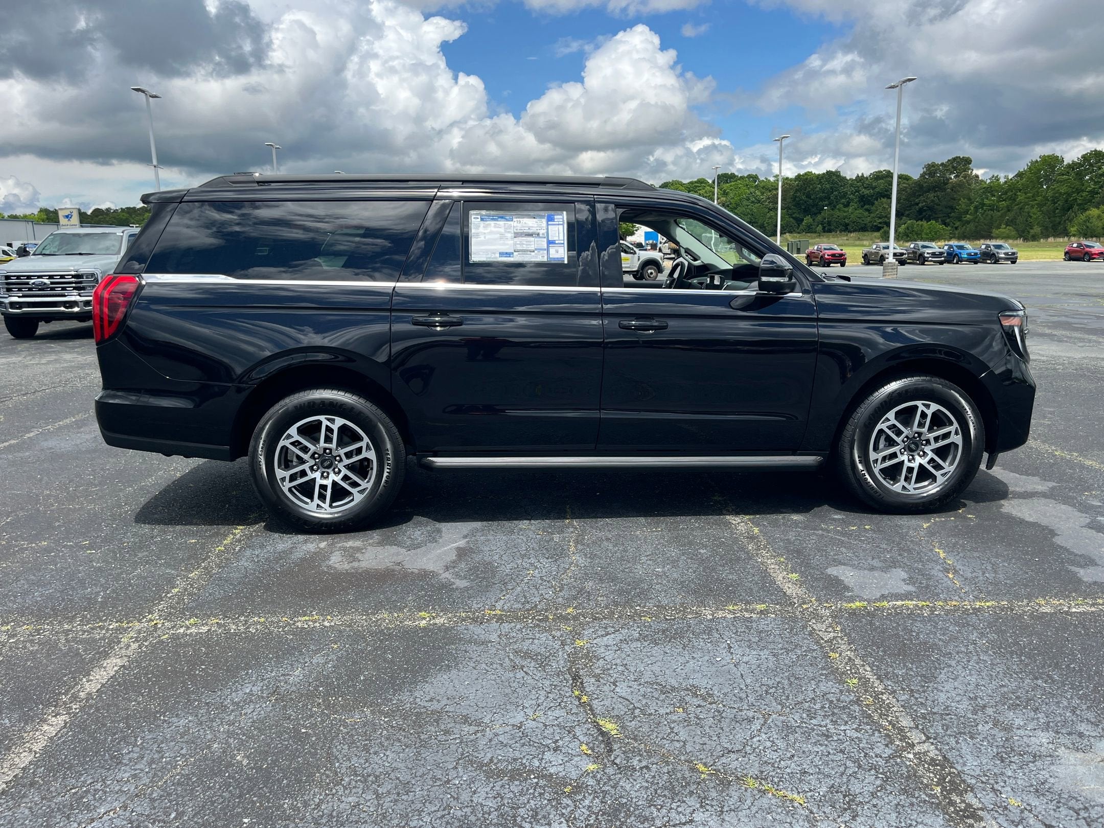 2026 Ford Expedition Max Active