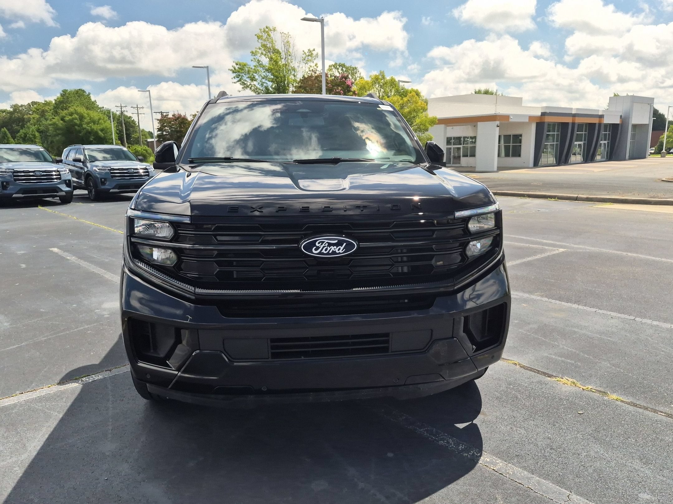 2027 Ford Expedition Max Platinum