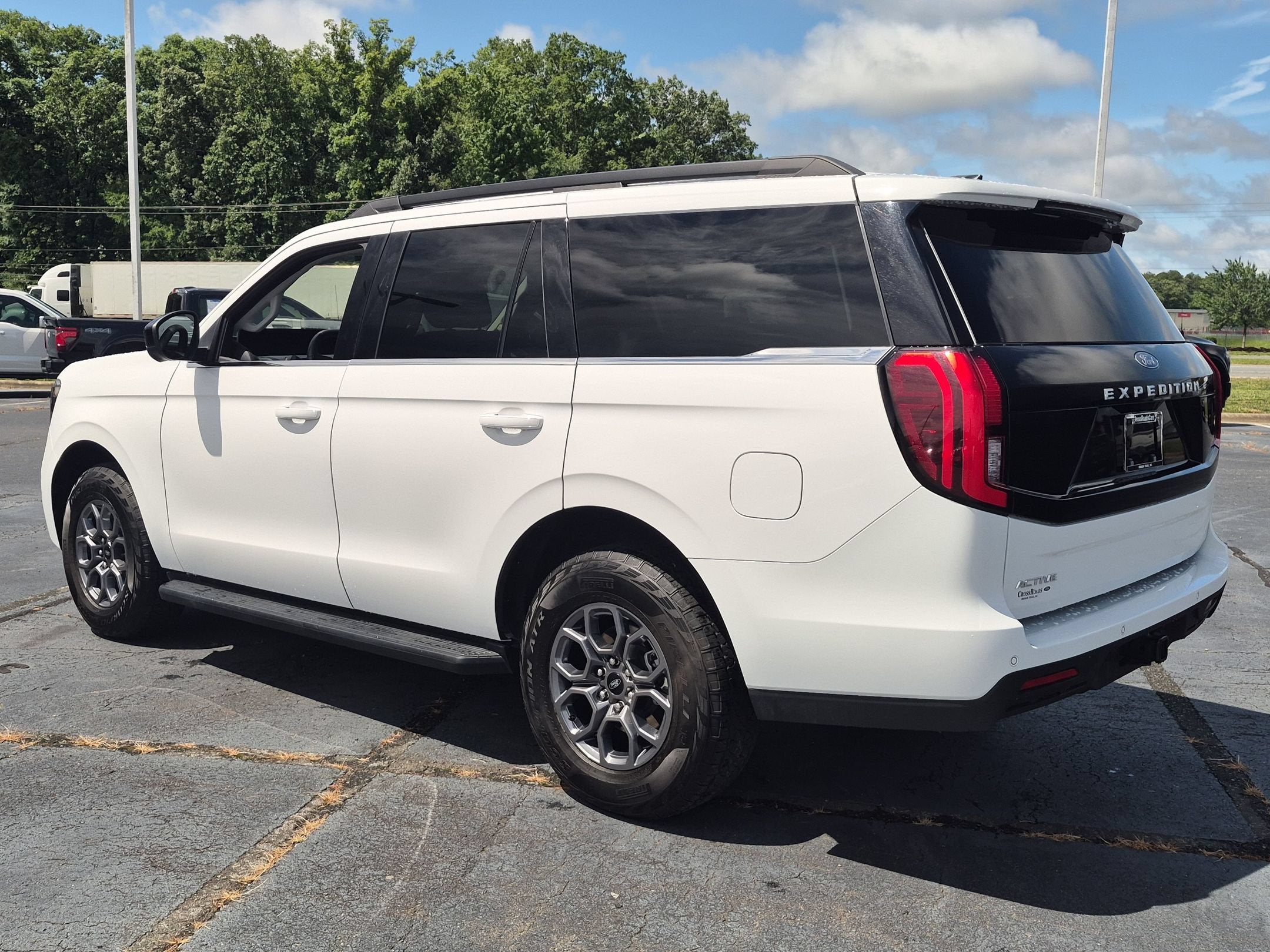 2025 Ford Expedition Active