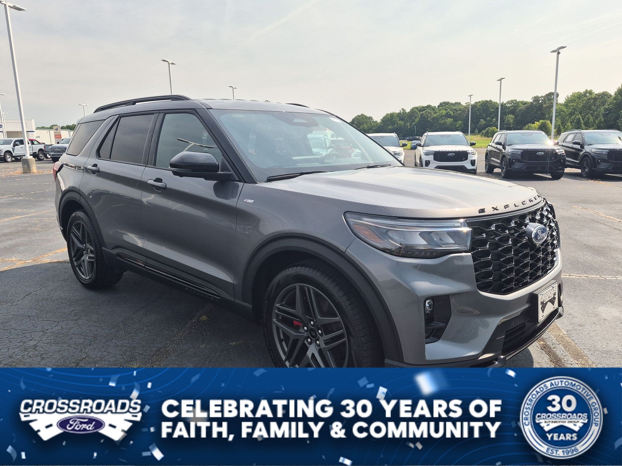 2025 Ford Explorer ST-Line