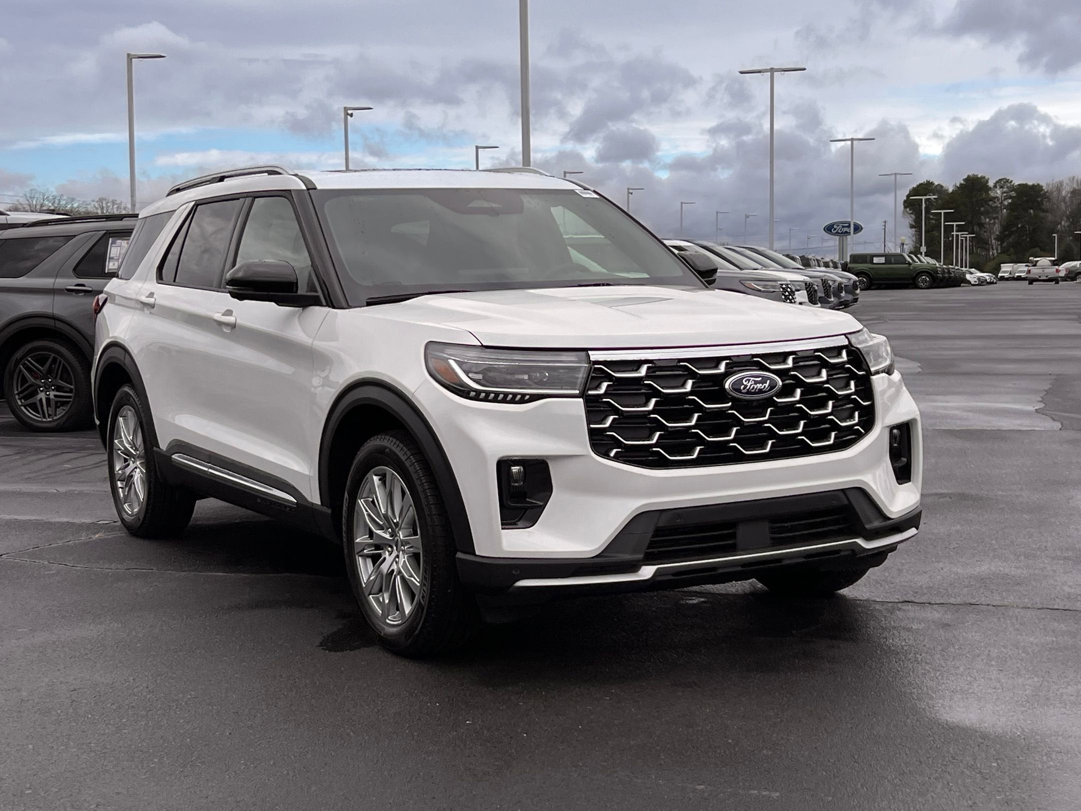 2026 Ford Explorer Platinum