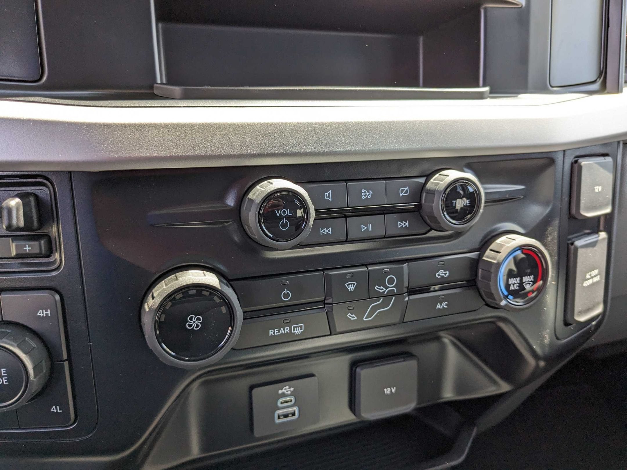 2024 Ford Super Duty F-250 SRW XL