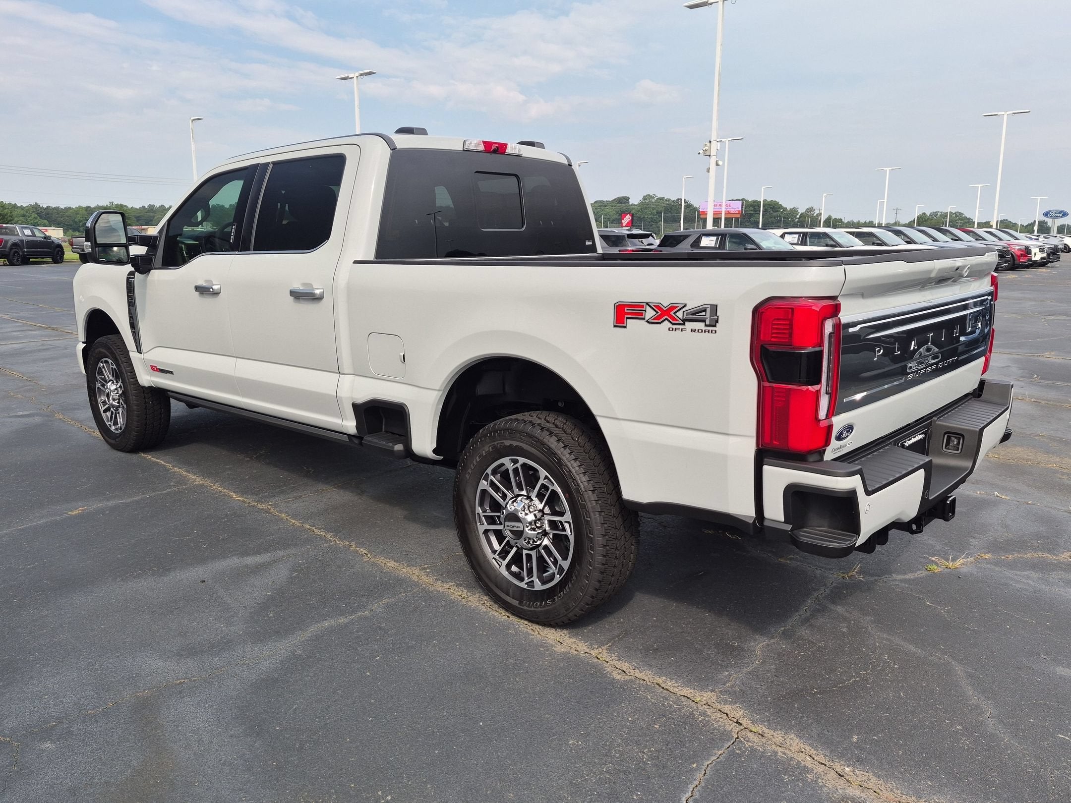 2026 Ford Super Duty F-250 SRW Platinum