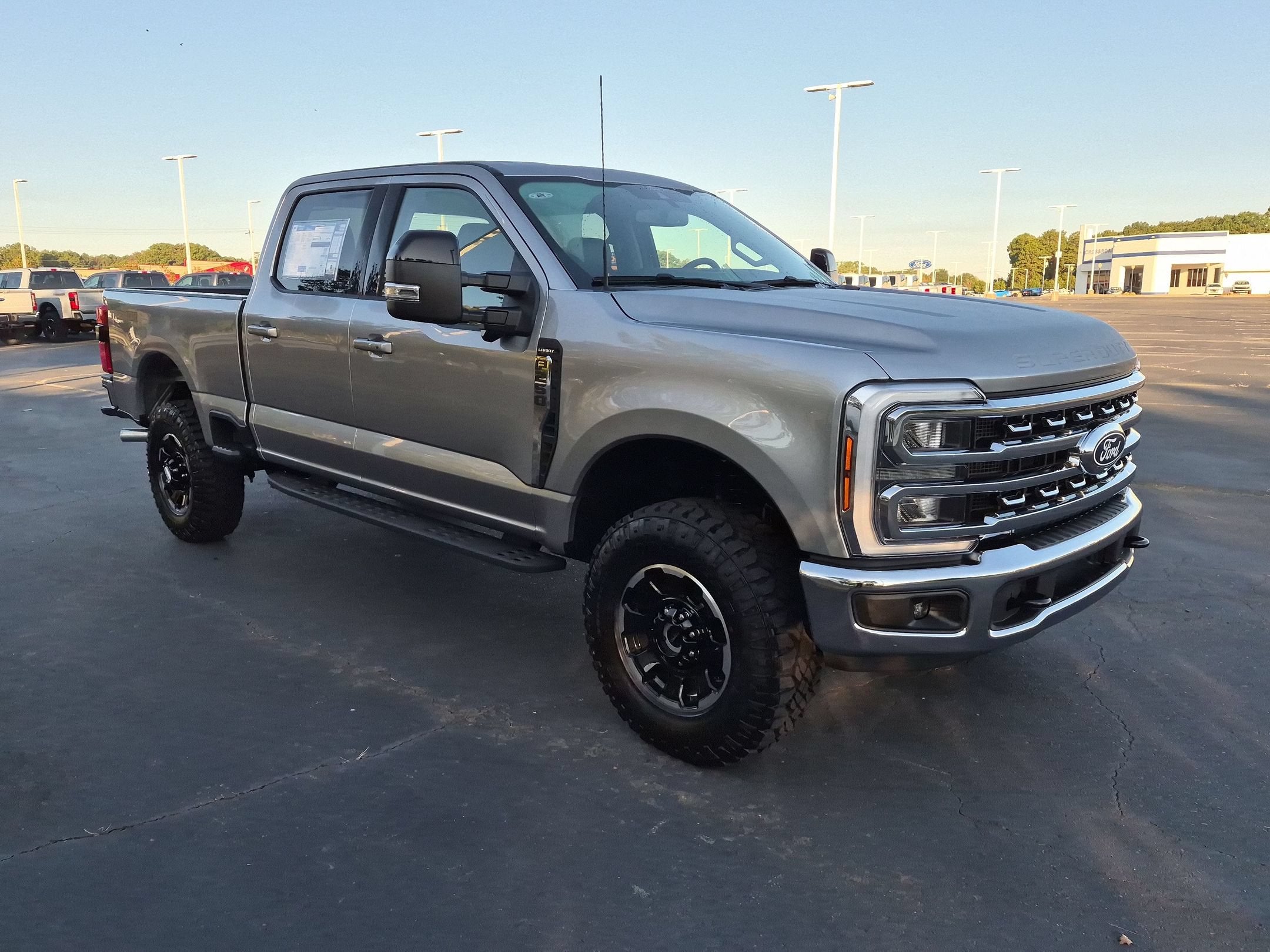 2027 Ford Super Duty F-250 SRW LARIAT