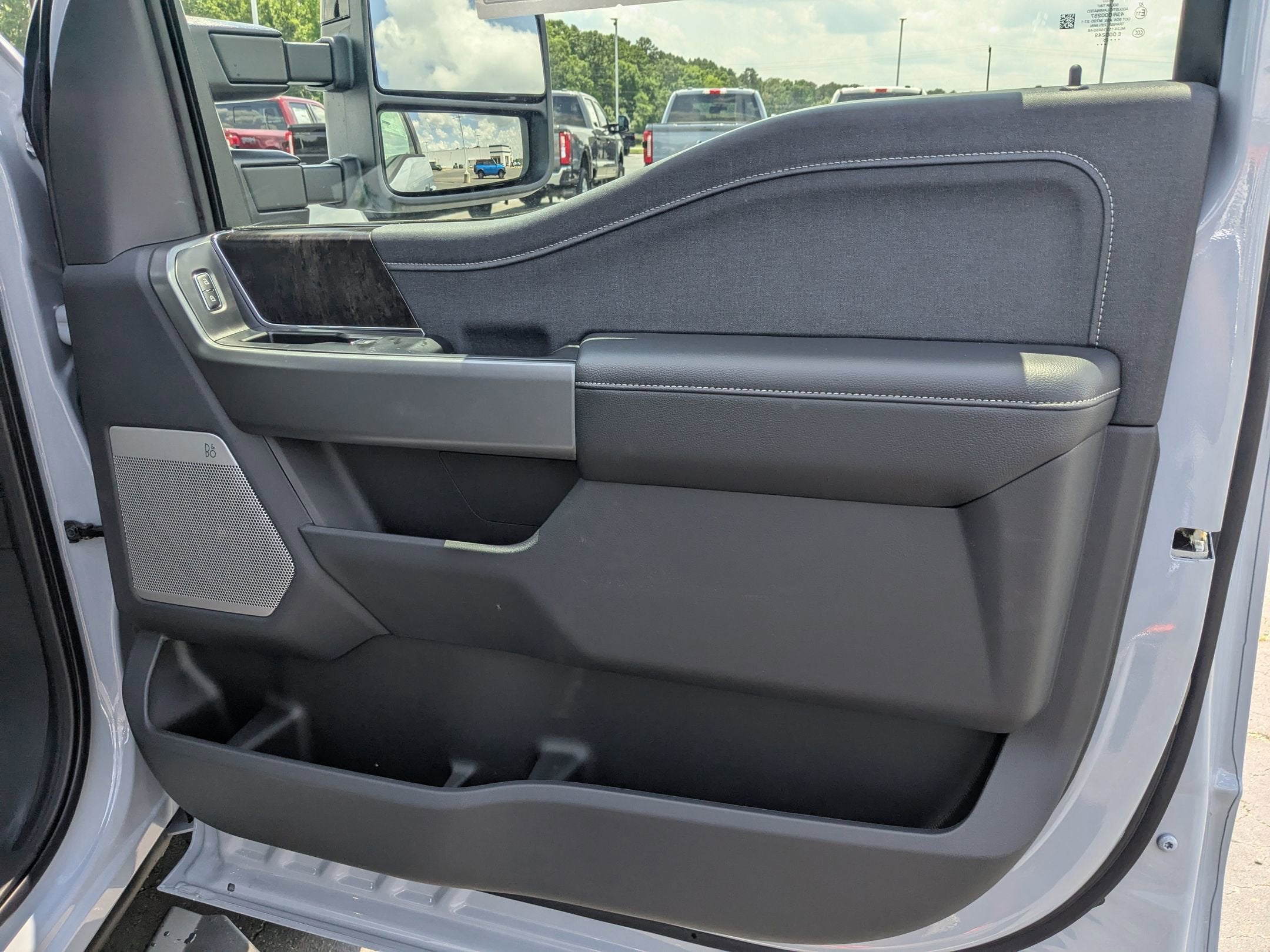 2025 Ford Super Duty F-250 SRW LARIAT