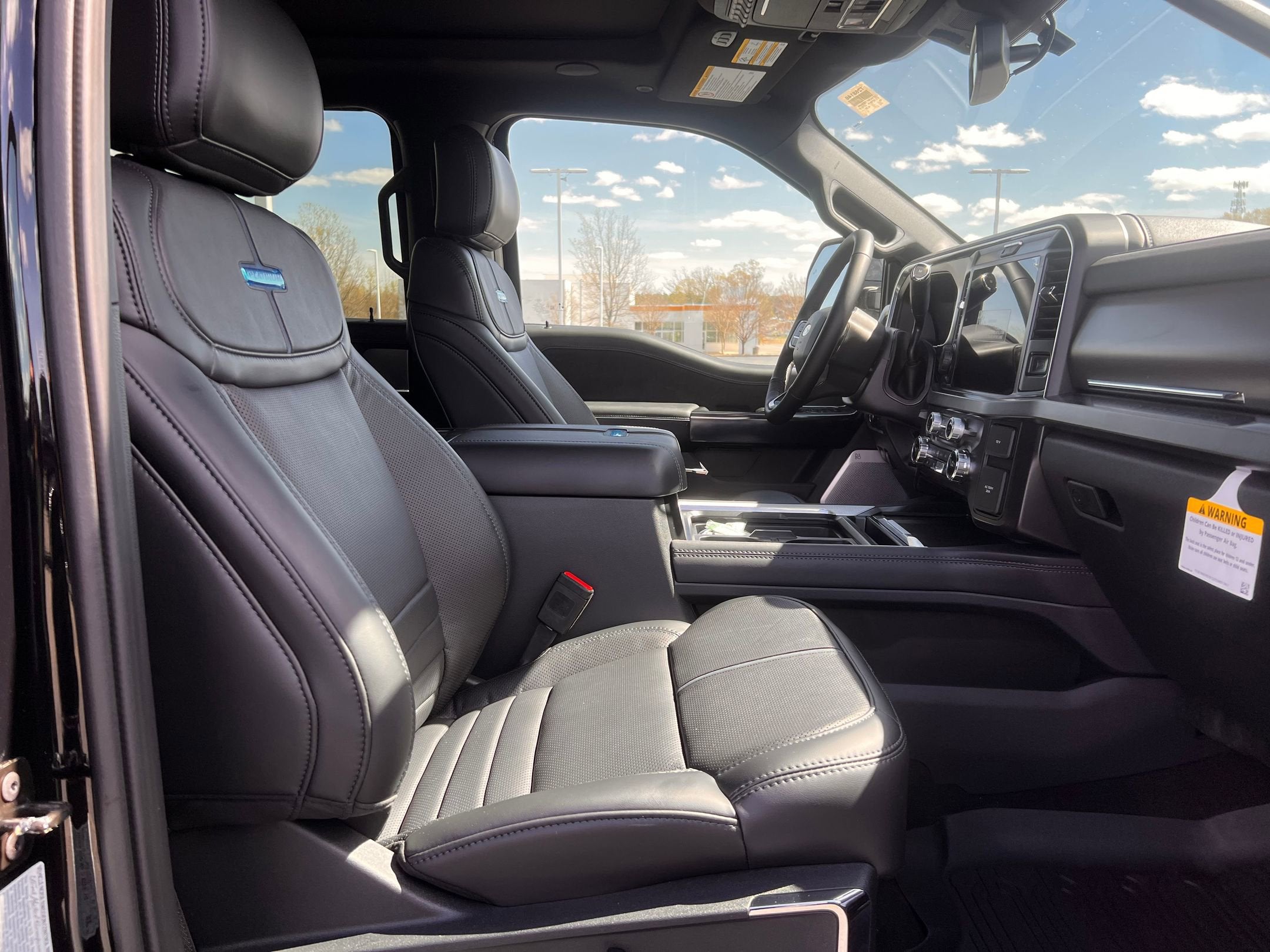 2026 Ford Super Duty F-350 SRW Platinum