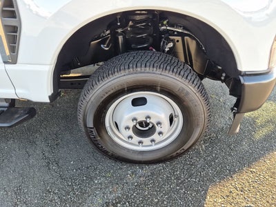 2026 Ford Super Duty F-350 DRW XL