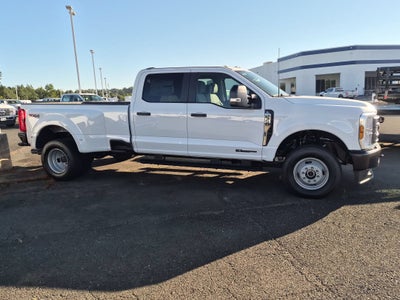 2026 Ford Super Duty F-350 DRW XL