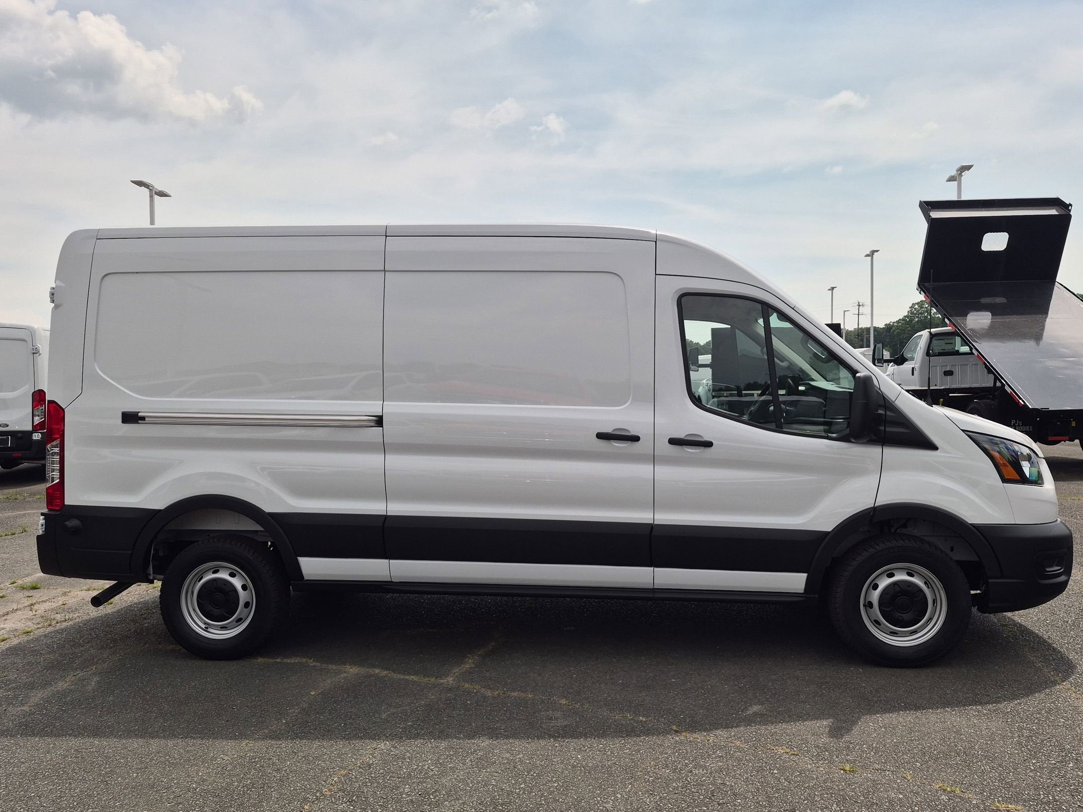 2026 Ford Transit Cargo Van Base
