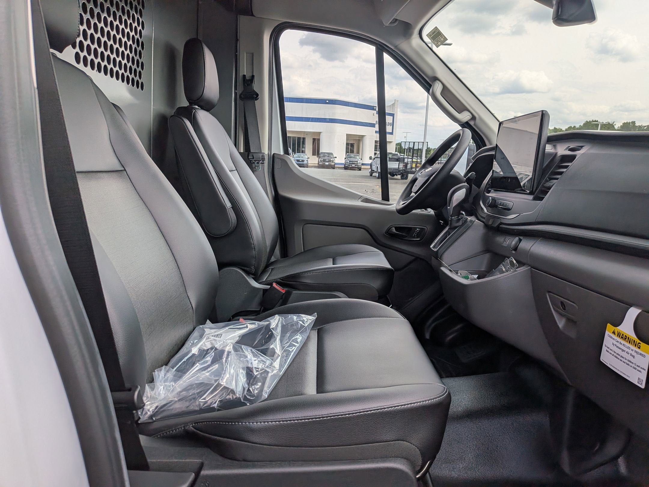 2026 Ford Transit Cargo Van Base