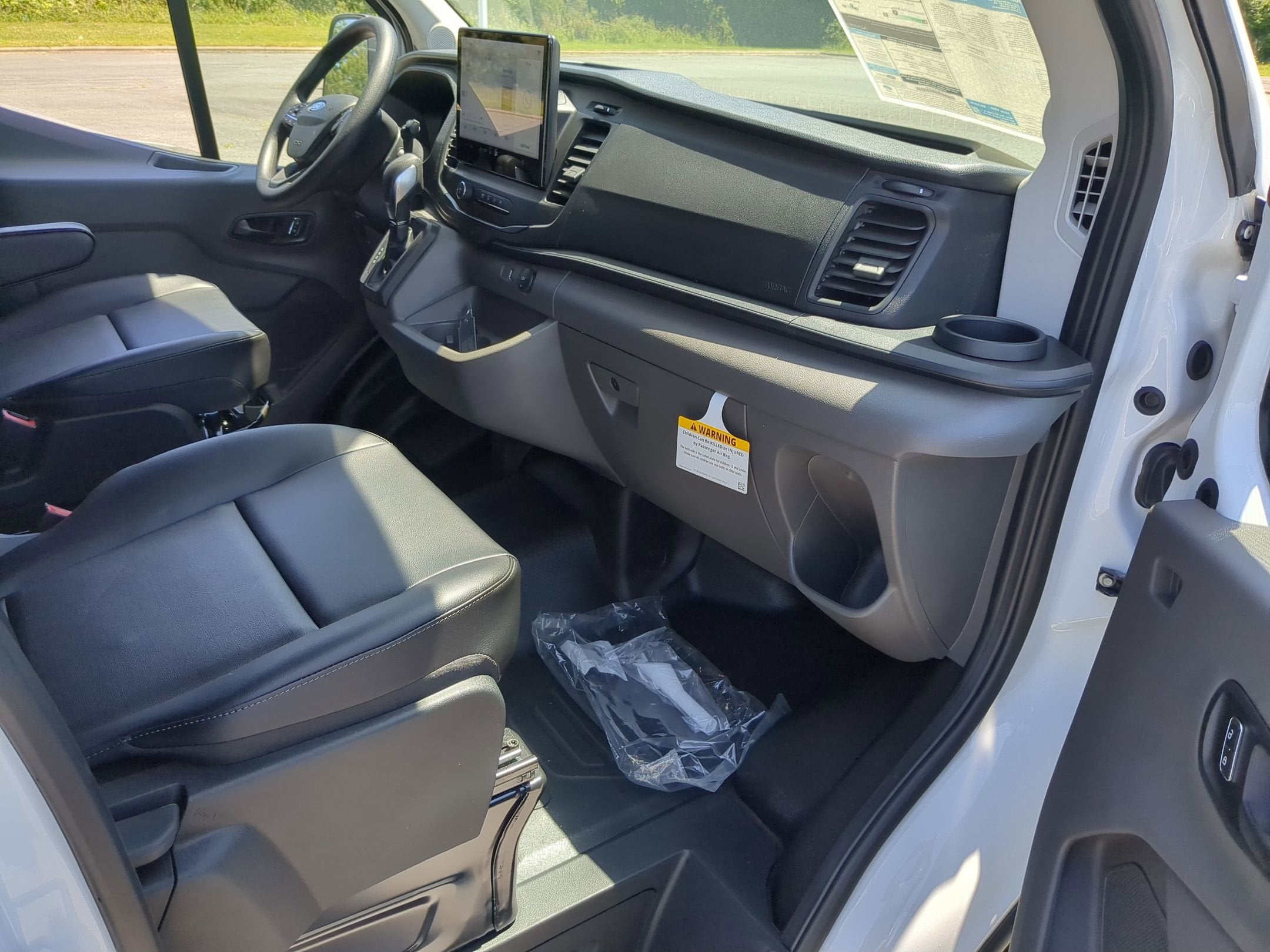 2026 Ford Transit Cargo Van Base
