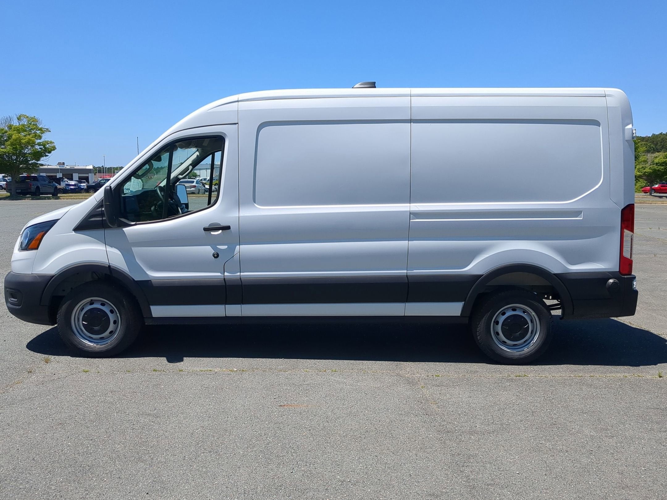 2026 Ford Transit Cargo Van Base