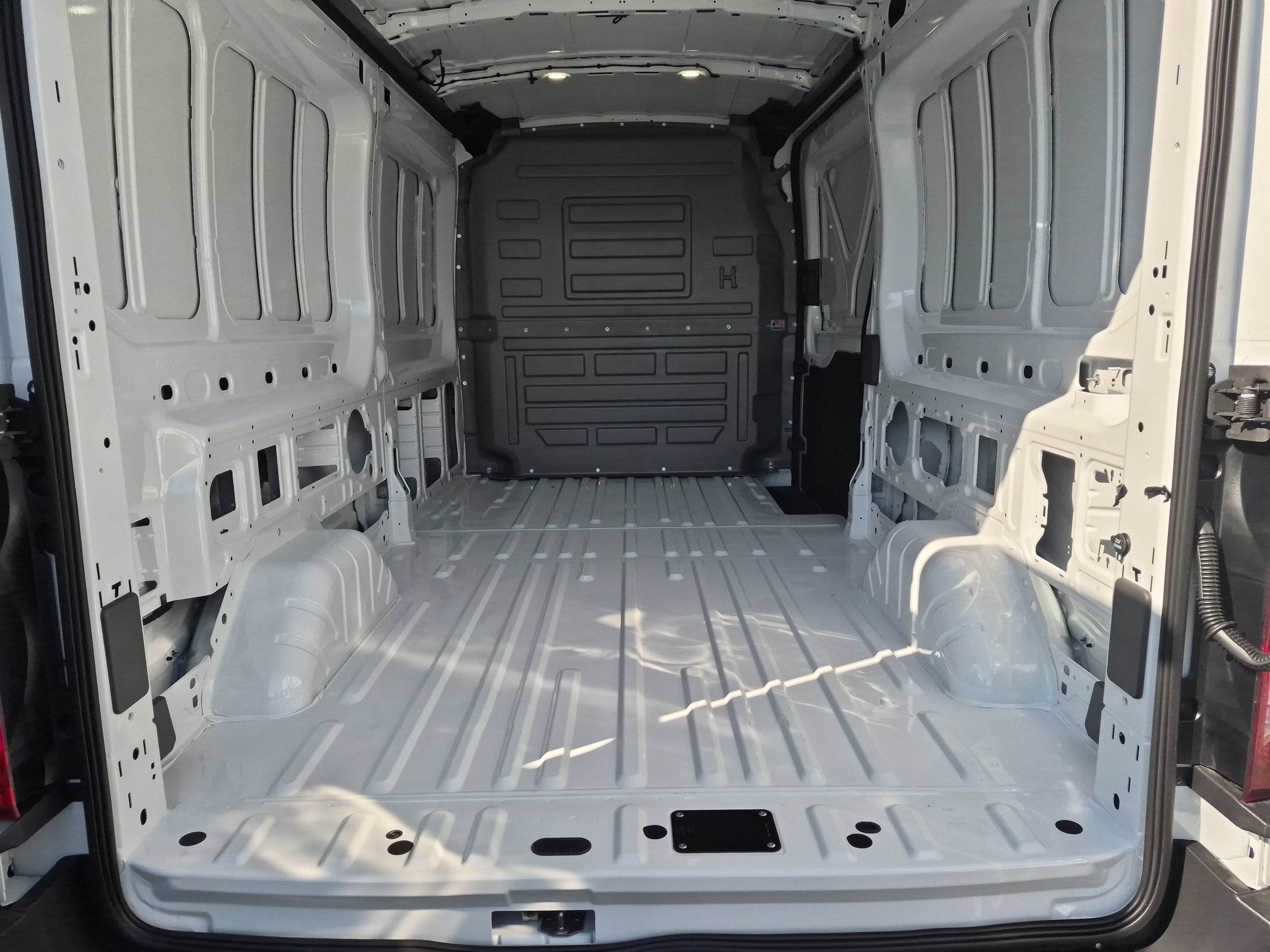 2026 Ford Transit Cargo Van Base