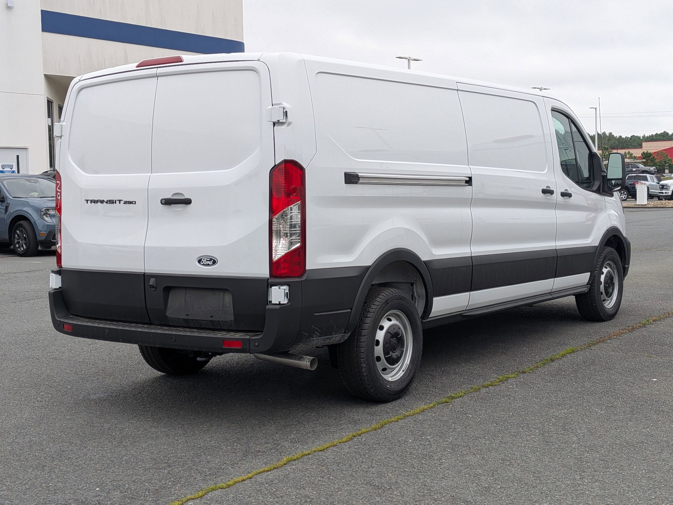 2026 Ford Transit Cargo Van Base