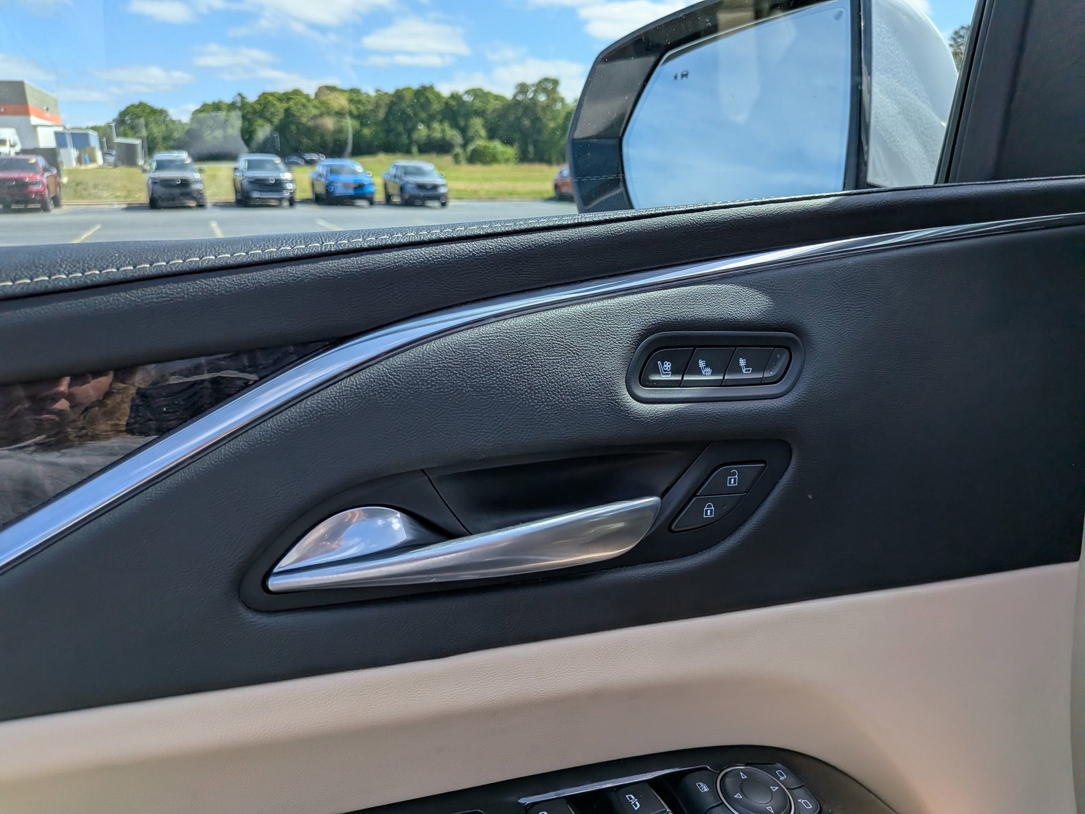 2021 Cadillac Escalade Premium Luxury