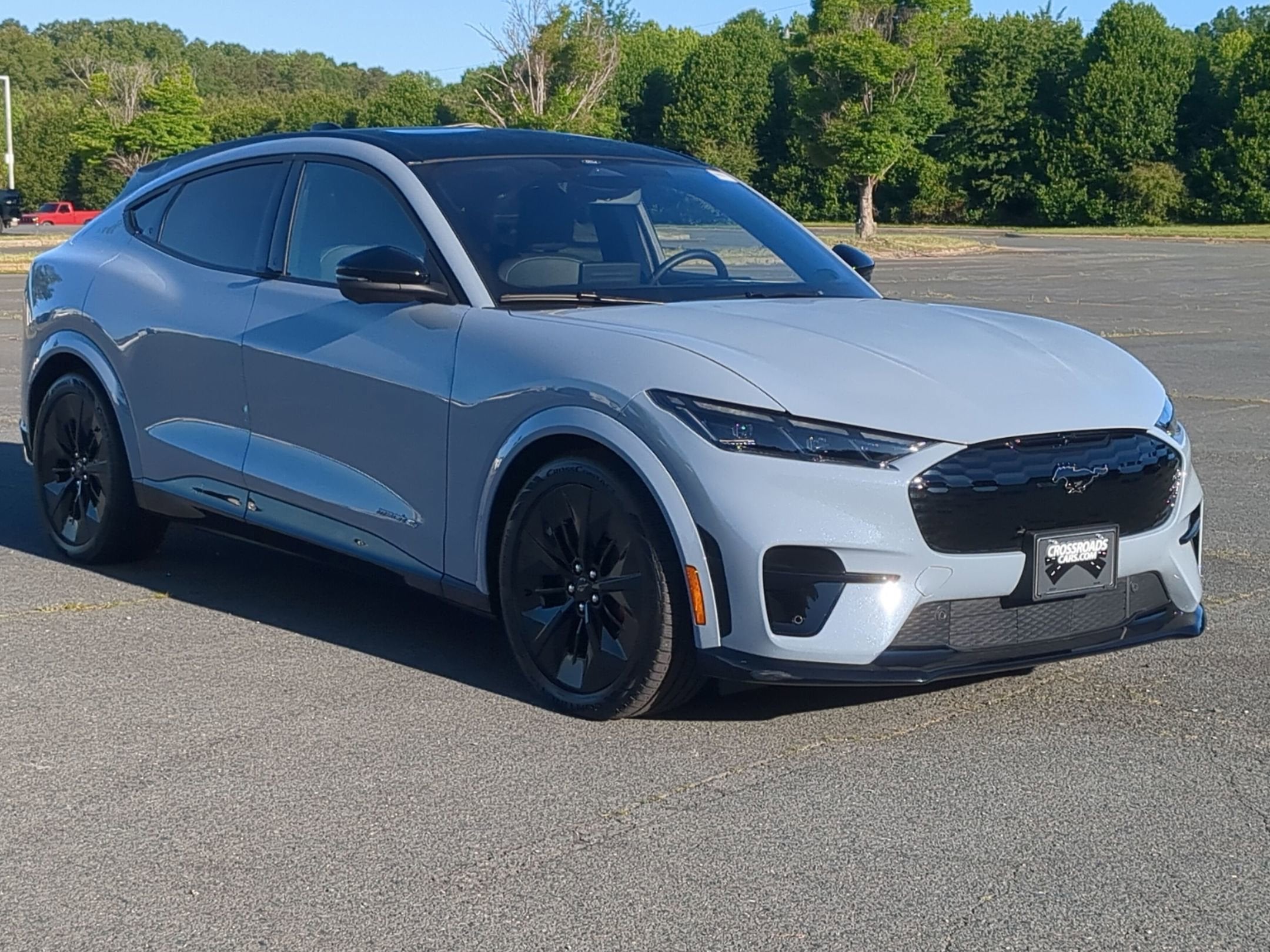 2025 Ford Mustang-Mach-e GT's photo