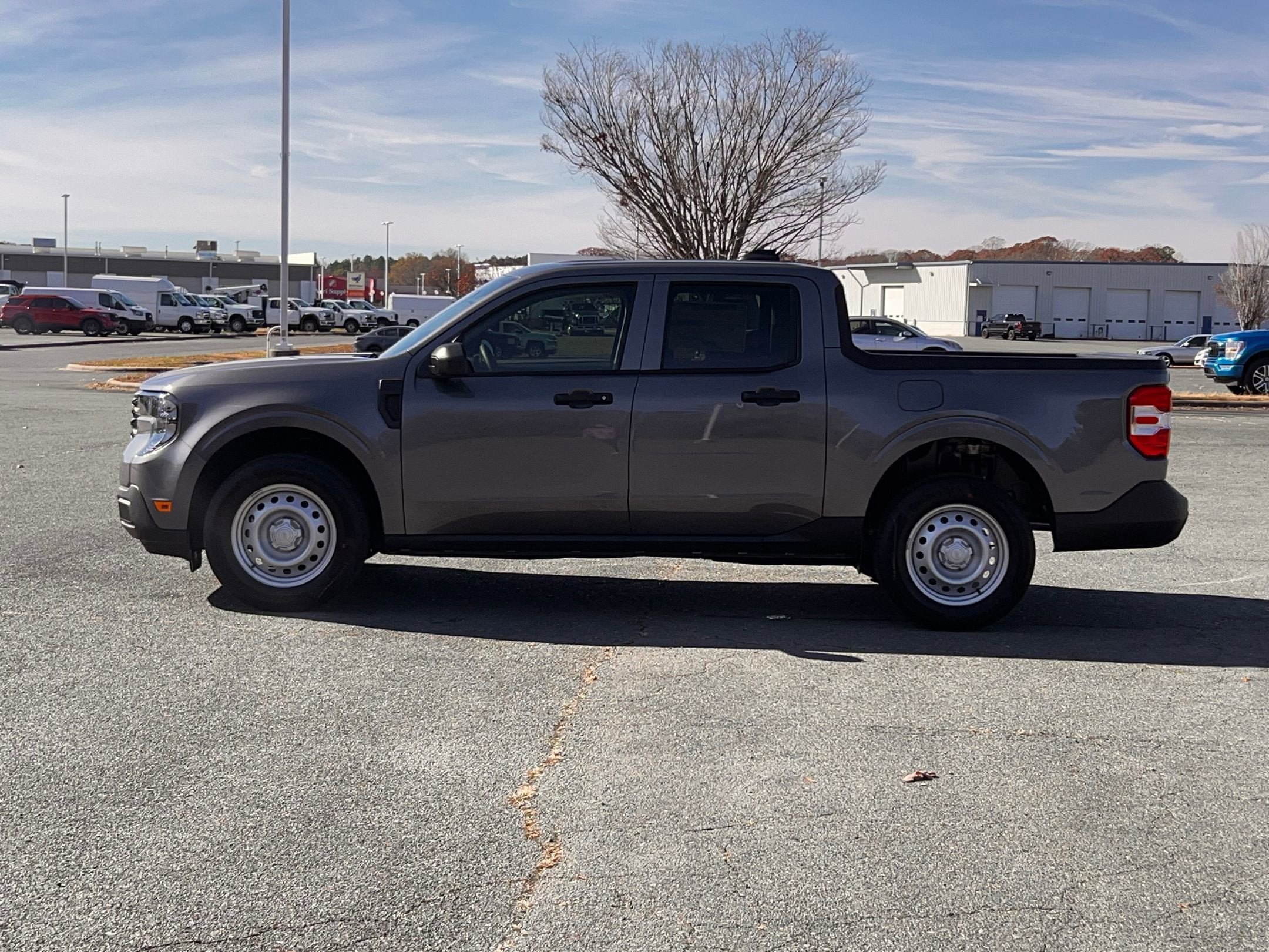 2025 Ford Maverick XL