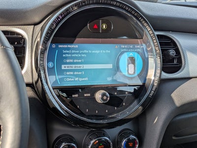 2023 MINI Hardtop 2 Door Cooper SE Signature