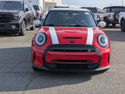 2023 MINI Hardtop 2 Door Cooper SE Signature