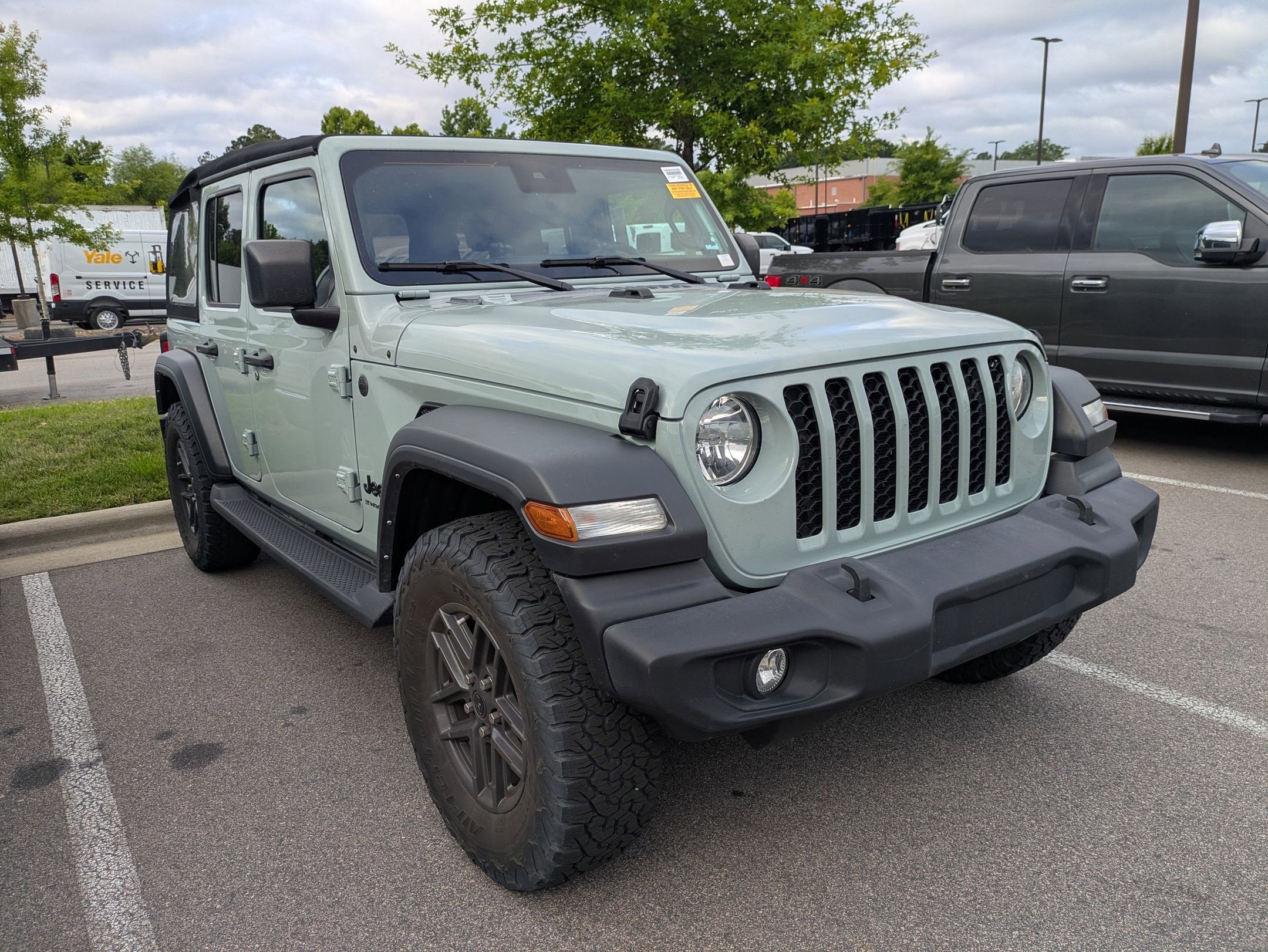 2024 Jeep Wrangler Sport S
