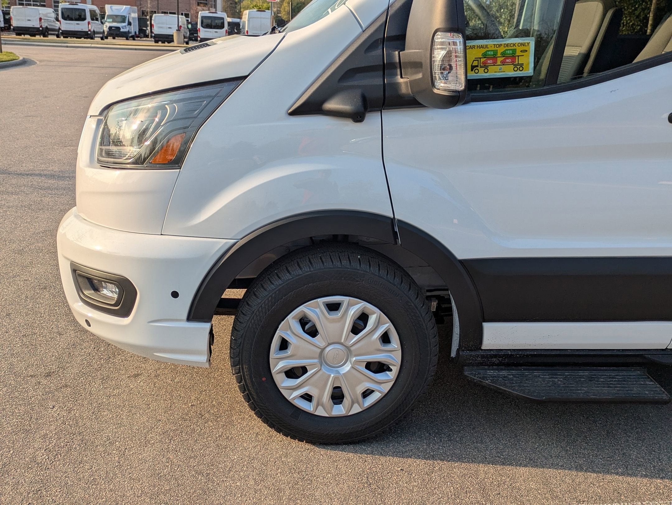 2026 Ford Transit Passenger Wagon XLT