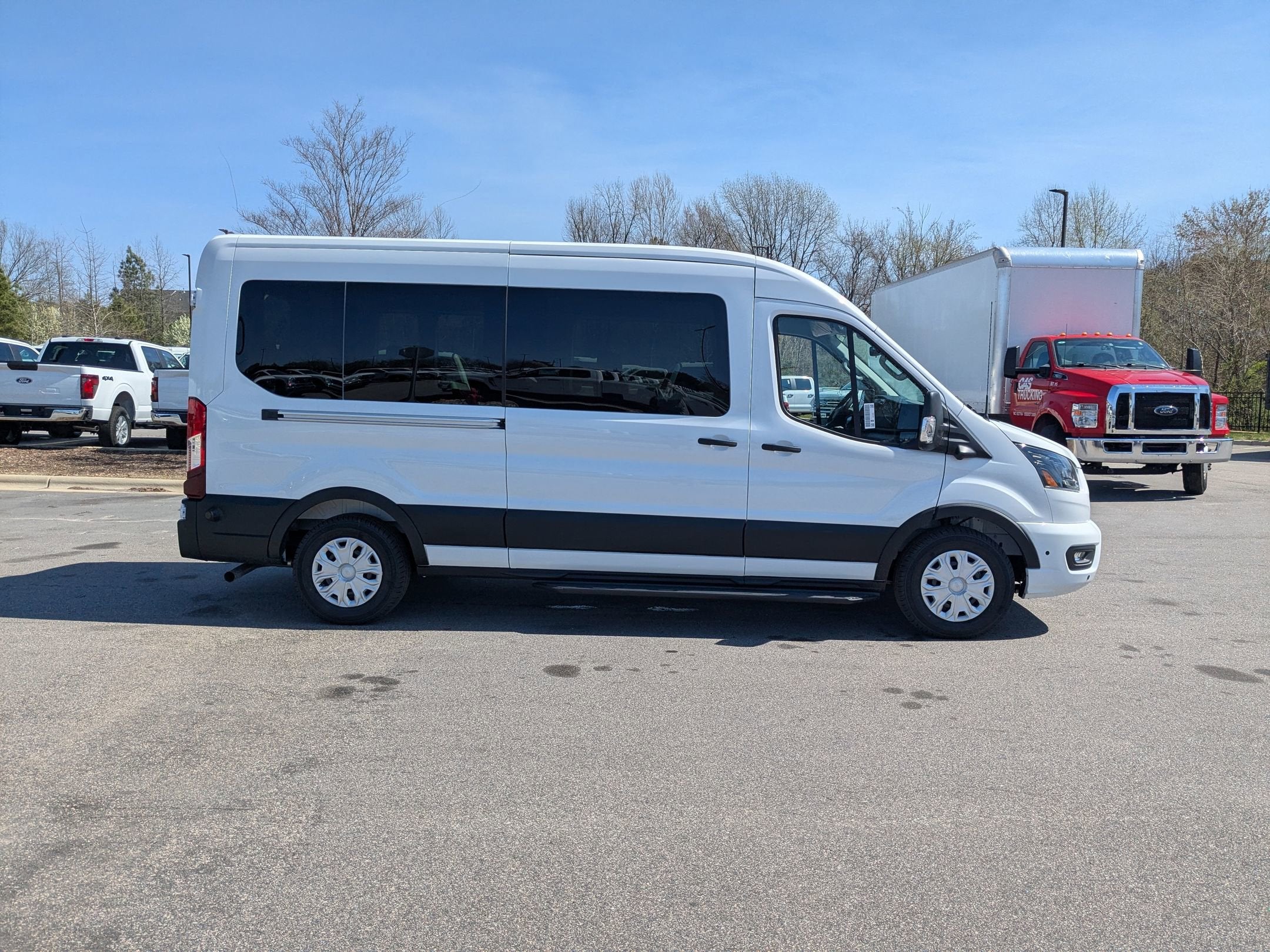 2026 Ford Transit Passenger Wagon XLT