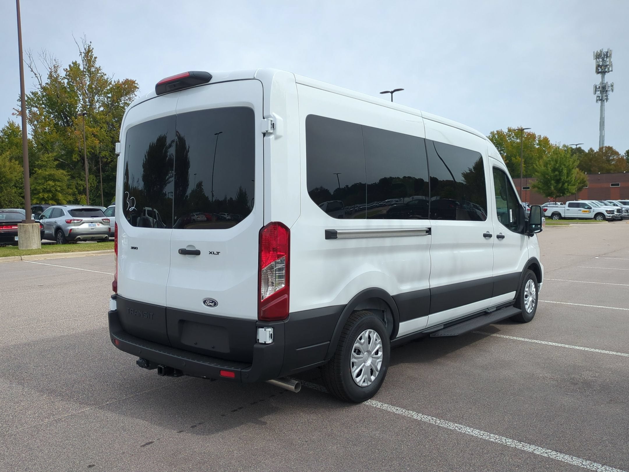 2027 Ford Transit Passenger Wagon XLT