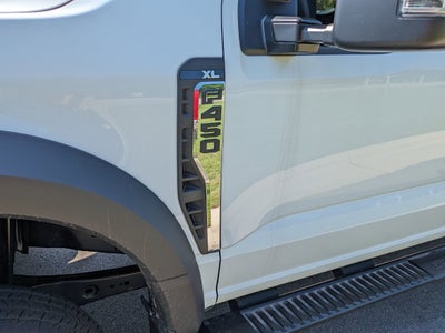 2025 Ford Super Duty F-450 DRW XL