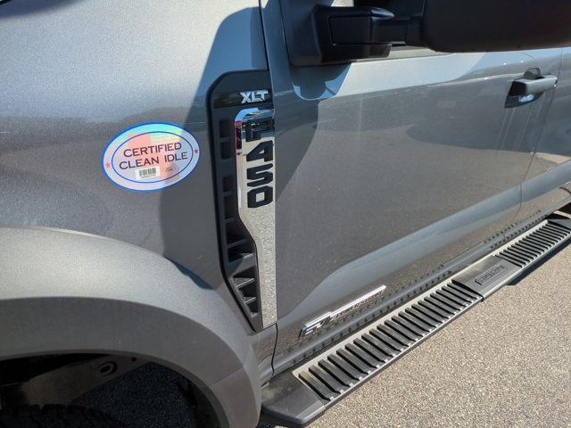 2026 Ford Super Duty F-450 DRW XLT