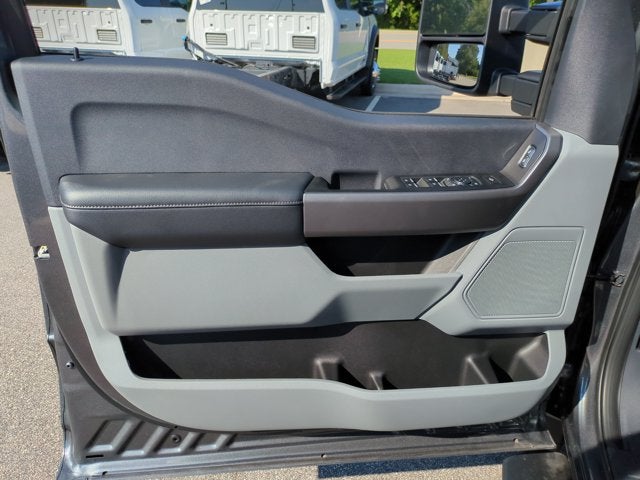 2026 Ford Super Duty F-450 DRW XLT