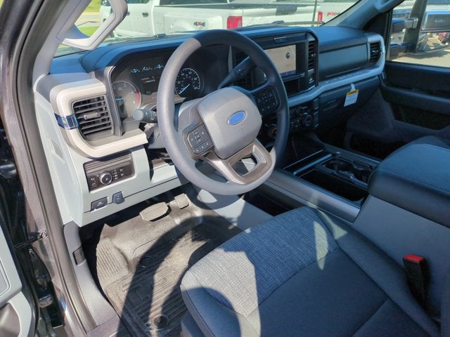 2026 Ford Super Duty F-450 DRW XLT