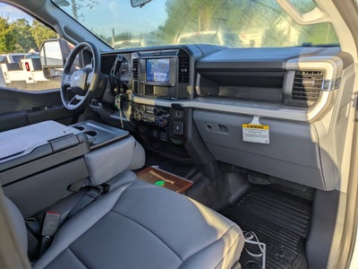 2026 Ford Super Duty F-550 DRW XL