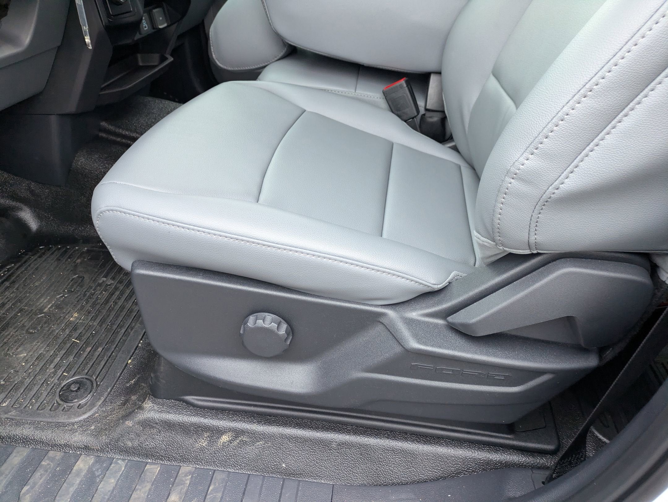 2026 Ford Super Duty F-550 DRW XL